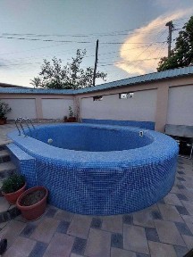 Продается элитный дом с бассейном и сауной в Домбрабаде!