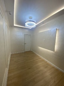 Продаеться 2 ком квартира. Новая все мебельи оборудование новые