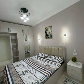~ Чиланзар 3, Торговый Центр 2в3 комн, РАЗДЕЛКА, продаётся квартира