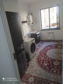 1 honali navastroykada kvartira ijaraga beriladi