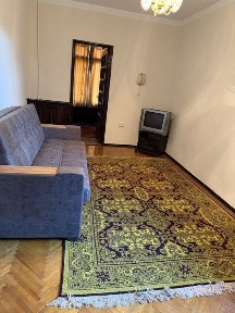 Жангох круг ц13 1 хона 44 кв ареда
