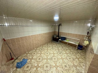 Uy Sotiladi Sirdaryo Gulistan 15 sotix (Ulugobod МФЙ Bogdorchilik)