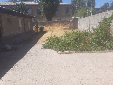 Продаётся. Город чирчик Оковок