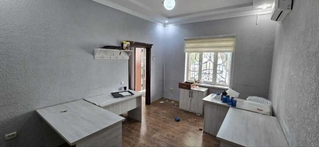Срочно сдаётся коммерческое помещение 135 м² - Максим Горький, Сайрам