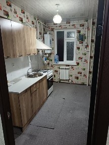 Yangi hayot 3 xonalık uy sotiladi 5 etaj 7 etjkalı dom