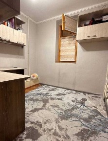 Квартира 1в2/4/5 кирпич 42 квадрата Продам. Чиланзар 25 ресторан Олмаз