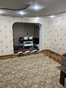 Fargona shaxar sentrda kvartira ijaraga beriladi Unversitet oldida
