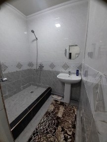 Kvartiraga ijaraga turadigan bollar kerek Yakkasaroy Masjidi 2 xona