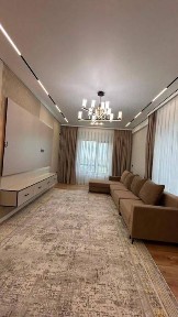 Сдаю 2-х ком кв-ру 8/17 в ЖК 