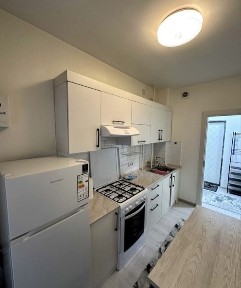 Сдается квартира для проживания только девушки