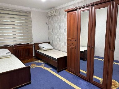 Сдаётся 3-комн ЦУМ, 75 м²
