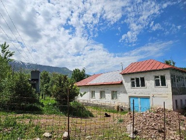 Продаётся жилой дом в горах Чимган.