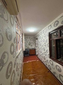 Uy sotiladi, 2 xonali, 2 ta balkonli, barcha sharoitlarga ega.