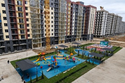 Uy sotiladi 10/11/1 срочно yangi qo'yliq bozori food city