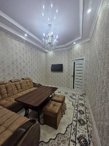 Беруний метро ёнида 1 хонали квартира 2 хона қилинган