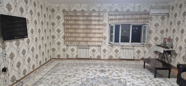 2 хонали квартира Янги хаёт тумани 8 худуд 3 этаж. Оилага берилади.