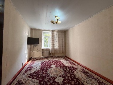 3 хоналик Зархал ресторани йонидан