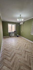 Квартира на Лабзак-Динамо 1/5/5 общ пл 36м Евро ремонт