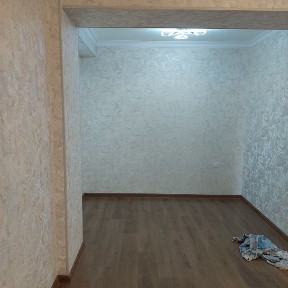 Yangi qurulgan navstroyka uy hali hechkim turmagan