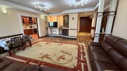 Сдаётся 4-комн Ц-4, 120 м²