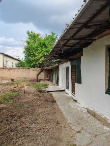 Продаётся дом 6 комнат, 10 сот. вторая линия. Таш обл. Паркентский р.
