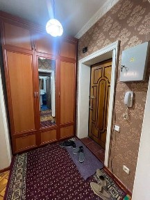 Продаю 2 комнатная отдельный вход Буюк ипак йули метро