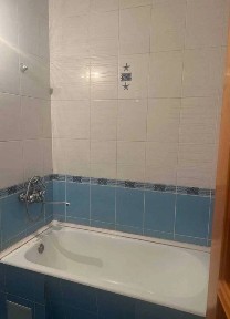 Торговый центр Чиланзар 3 продам 2/3/4 балкон 1,5/3