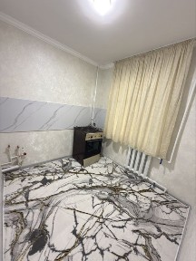 1 хонали квартира 1 каватдан сотилади 34 мактаб Алпомиш