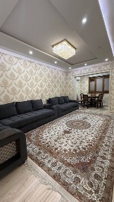 Гулобод 4/3/4 Евро ремонт Обш: 84 кВ. м Ор. р: Ц-26 Гулобод, Чорсу метро