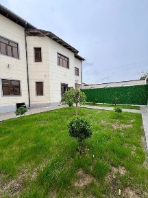 Ижарага уй берилади факат талаба кизларга