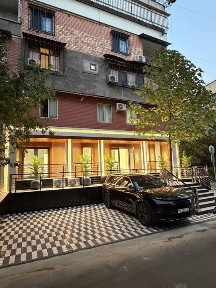 Продаётся Нежилое Помещение - 150 кв. м.