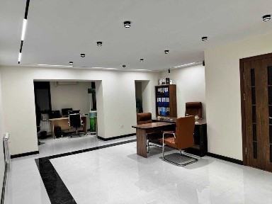 Продажа ком. помещение на Ц1, 65м2 open space с ремонтом и парковкой.