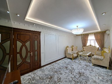 3 xonali kvartira sotiladi 105 m²
