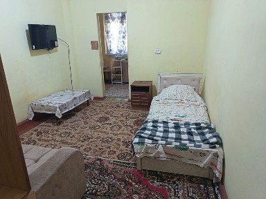 TAFU yonida 2 xonali uyga sheriklikka 1 kishi kerak, 1 xona beriladi