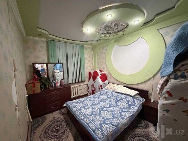 Продаётся 2х комн квартира на 3 этаже Ор-р 6 микрорайон Мадина