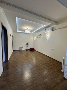 N M 17 Буз 2 Черданцева Эко Базар продается квартира 1/4/4 Галерейка
