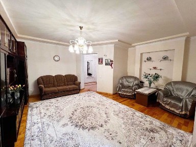 Продаётся Квартира в Мирзо-Улугбекском районе.