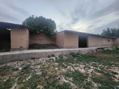 Uy sotiladi srochno Samarqand shahar Pastdarg‘om tumani Savxoz qishlog