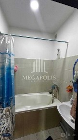 Бухара, 7 Mikrorayonda kvartira arzon narxda sotiladi.№1050