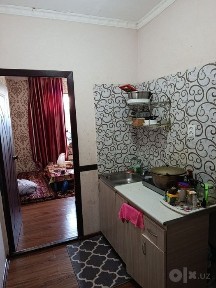 Продаётся 1 ком квартира в Бадамзаре быв семейное общежитие