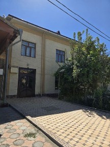 Uy sotiladi srochna