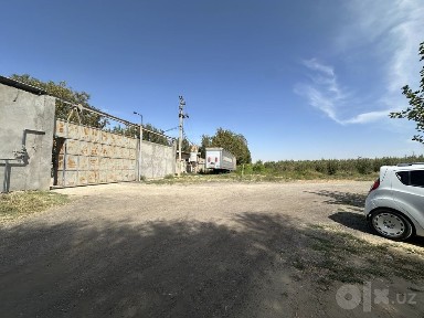 Нежилой объект сотилади 2.5 гектар Янги Тошми Постдан 6 км