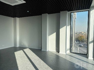 Продаётся отдельно стоящая здание 2400 м2 район Яаккасарай R23