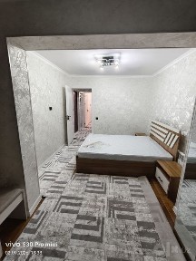 Srochno kvartira sotiladi 1 etaj pad biznes uchun xam zor