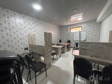 №4069.Продается 2х-комнатная квартира Полу Подвал.