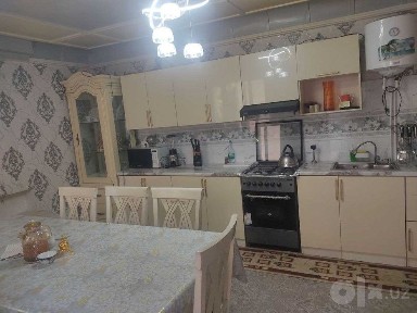 Хасанбой санаторияда ховли сотилади