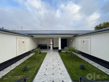 Продается дом в Шайхонтохурском районе, махалле Хувайдо. 3 сотки