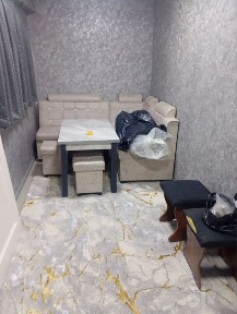 qizlar va ishlaydigan ayollarga