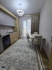 BUXORO,BASHKENT CITYDA ARZON NARXDA 2 xonali kvartira sotiladi.№1058