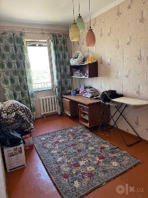 Продается своя 3 комнатная квартира, массив панельный